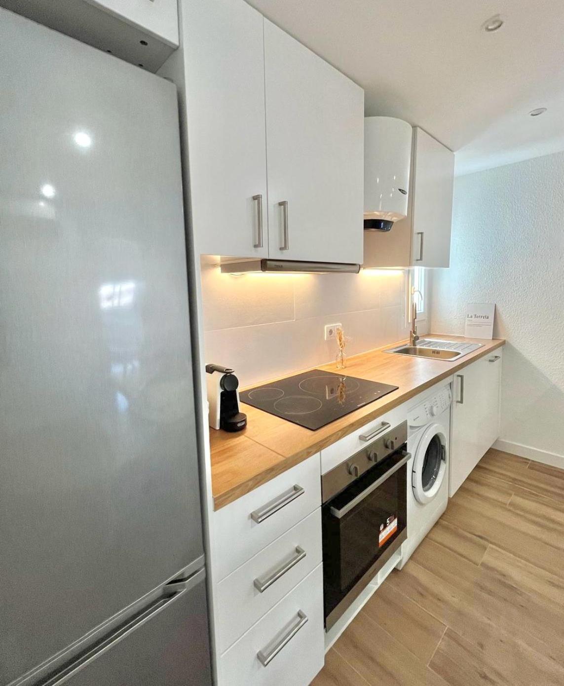 Apartamento Oasis Mediterraneo 圣维森特德尔拉斯佩奇 外观 照片