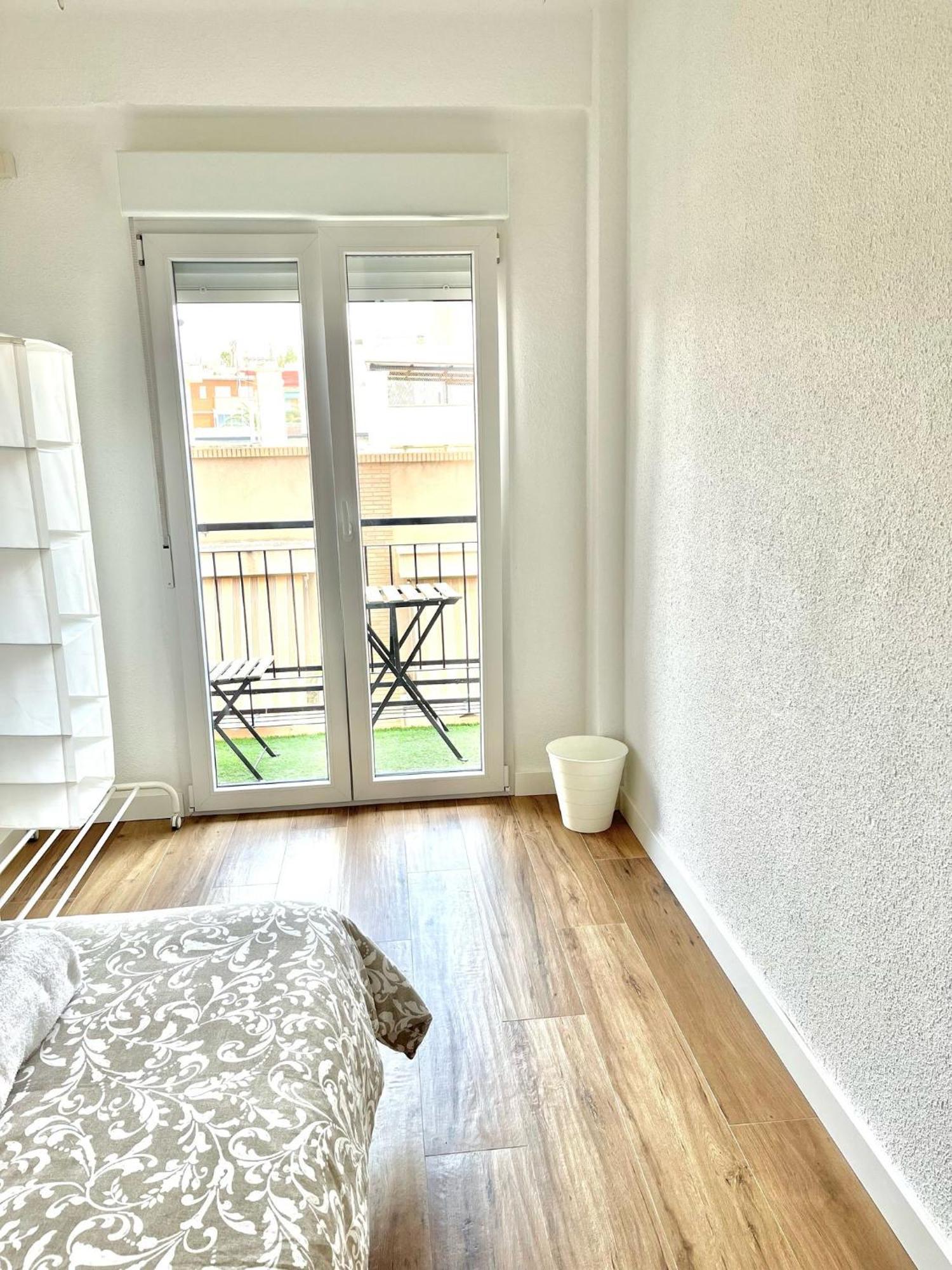 Apartamento Oasis Mediterraneo 圣维森特德尔拉斯佩奇 外观 照片